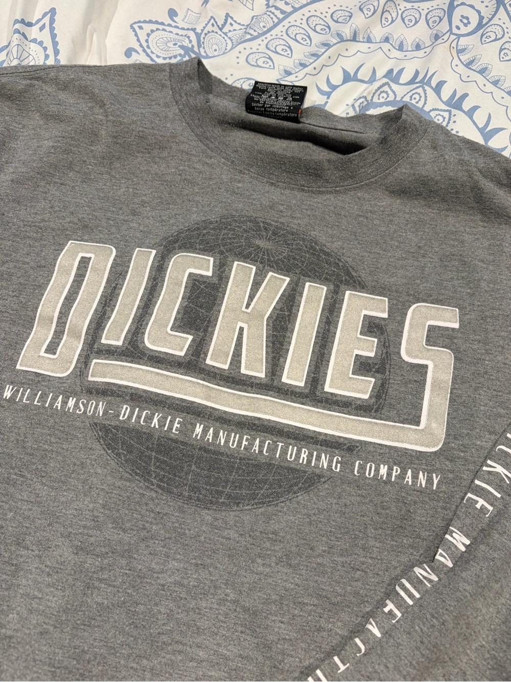Dickies Long Sleeve shirt